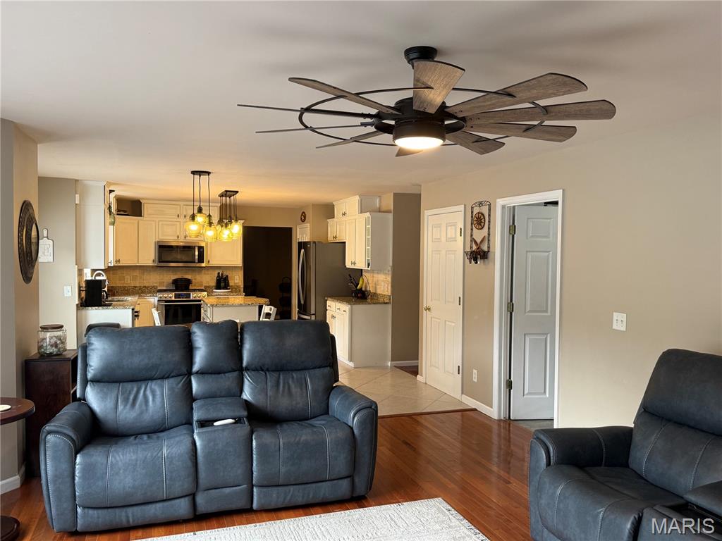 Villages/Arrow Rdg 01 - Residential