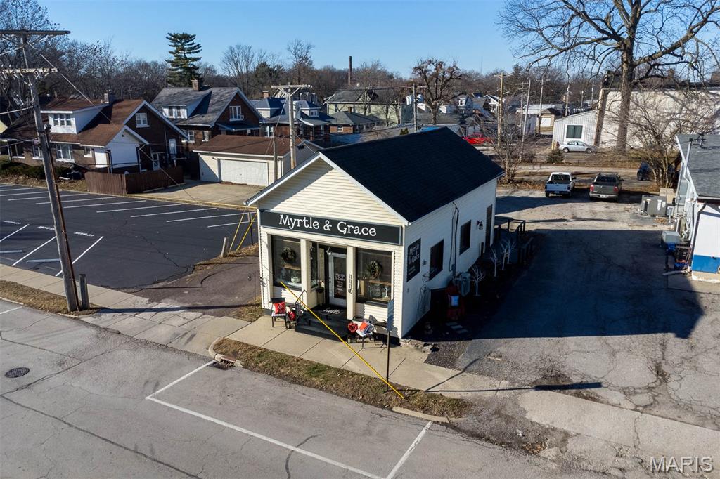 Highland - Commercial Sale