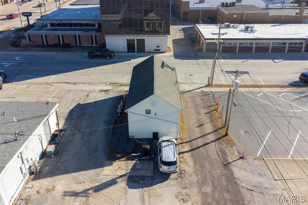 Highland - Commercial Sale