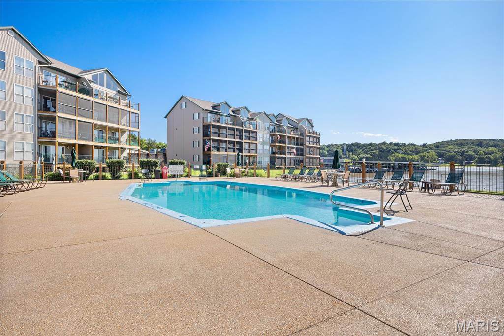 Cedar Glen Condo 3Ad - Residential