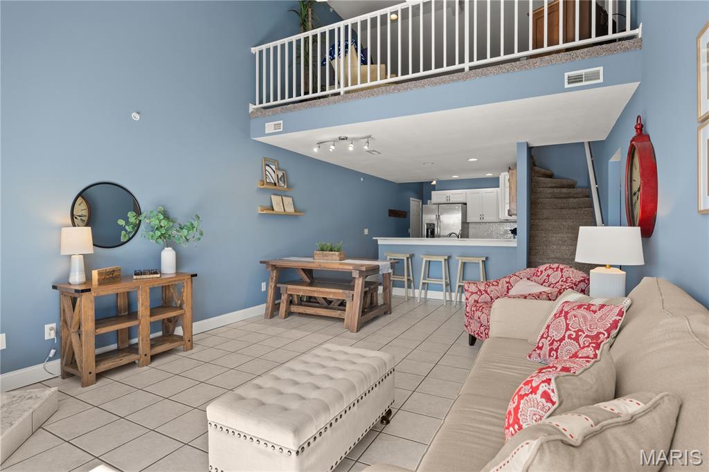 Cedar Glen Condo 3Ad - Residential