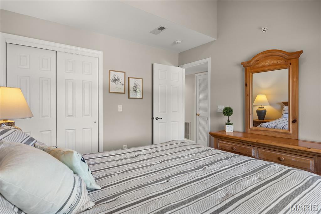 Cedar Glen Condo 3Ad - Residential
