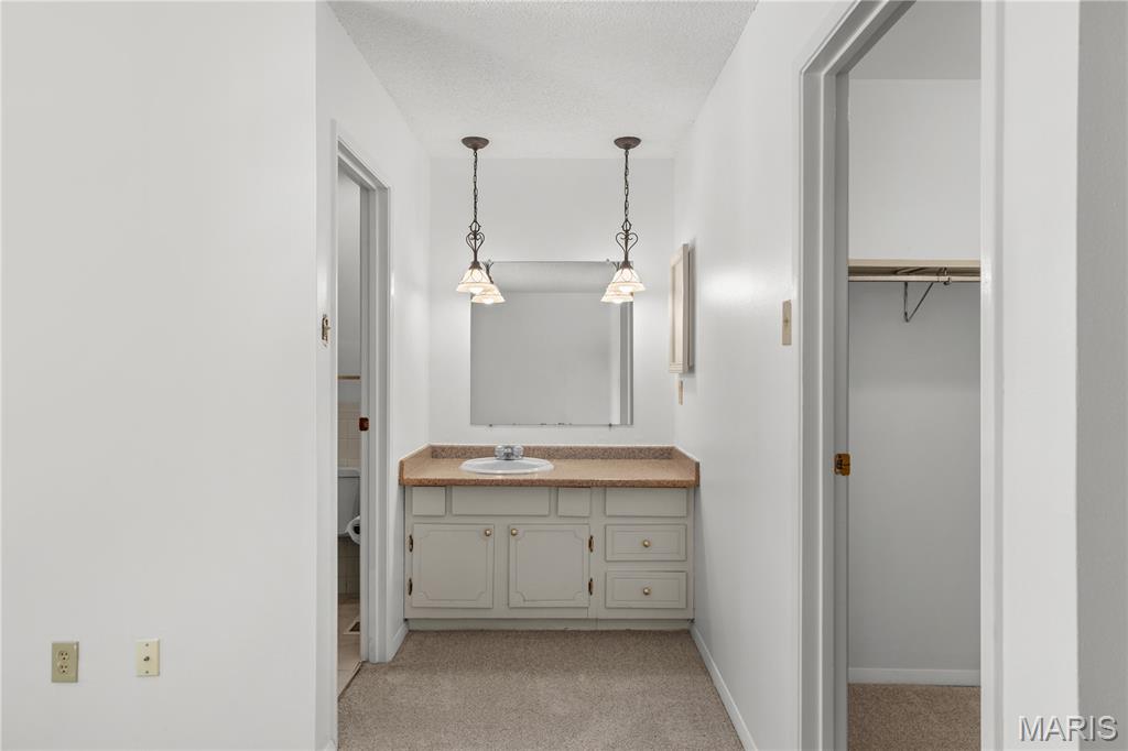 Hidden Meadow Condo 13 - Residential