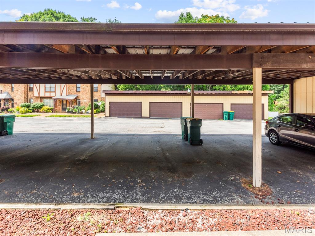Statewood Manor West - Residential