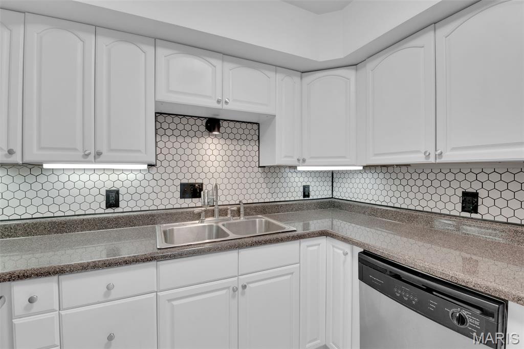 Brentwood Forest Condo Ph Six - Residential