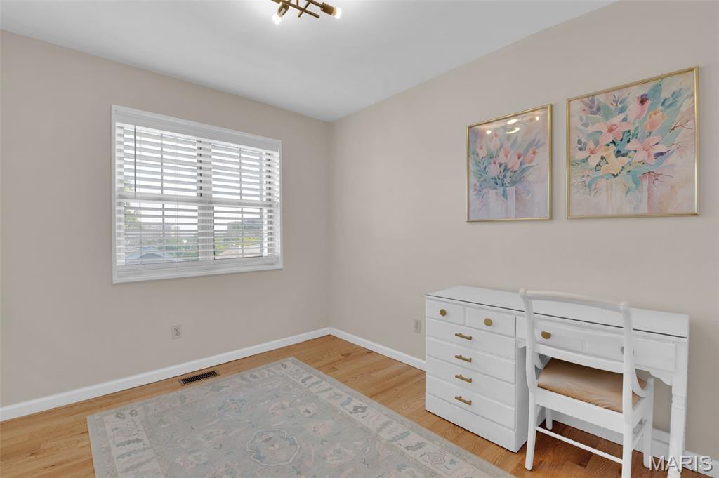 Brentwood Forest Condo Ph Six - Residential