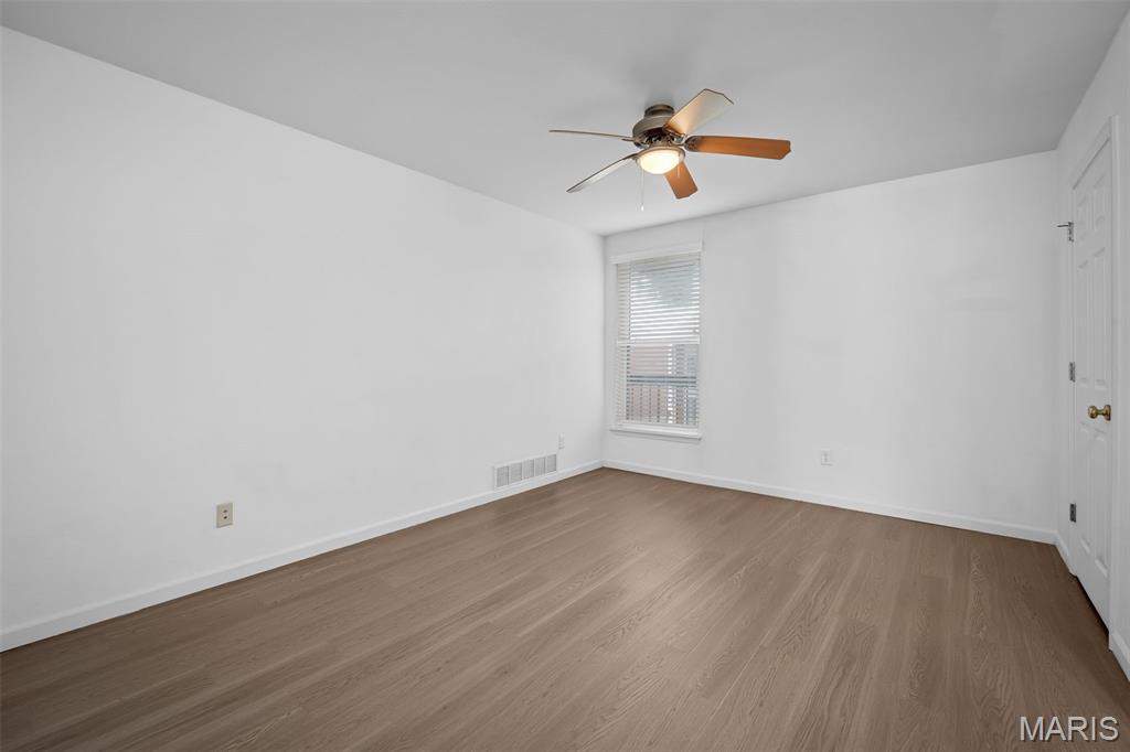 Greenbriar Condo - Residential