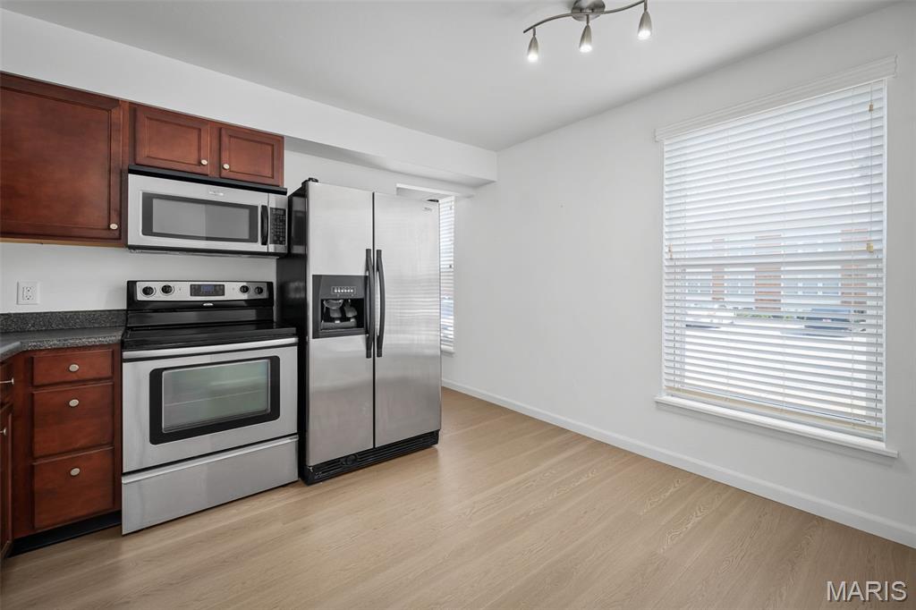 Greenbriar Condo - Residential