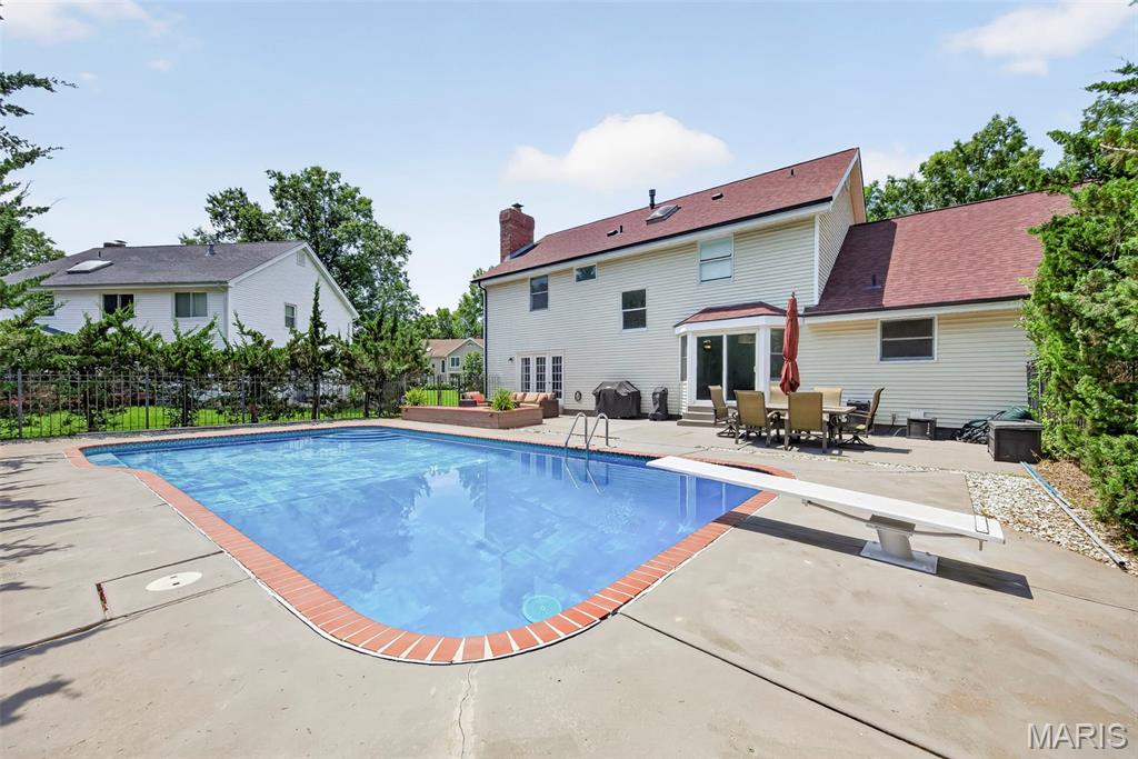 Meadowbrook Farm 11 - Residential