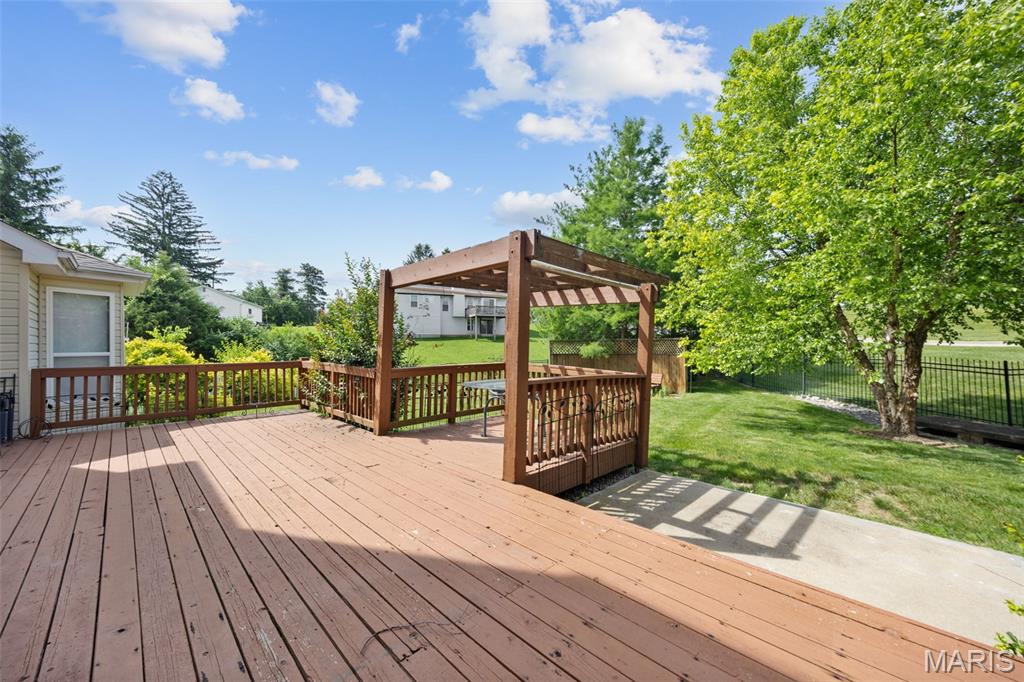 Meadows At Forder Oaks Three The - Residential