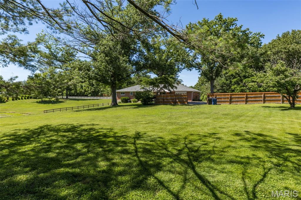 Grimm Lt Split Two - Residential
