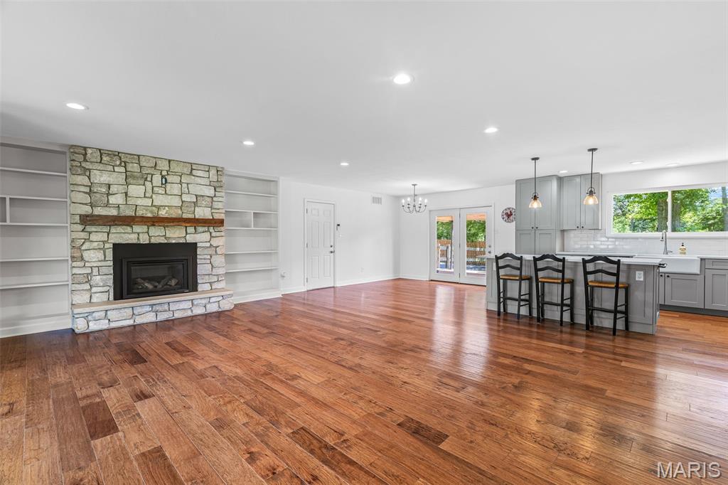 Grimm Lt Split Two - Residential