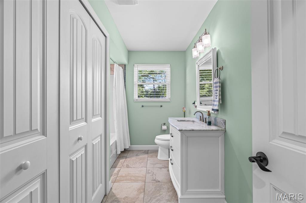 Grimm Lt Split Two - Residential