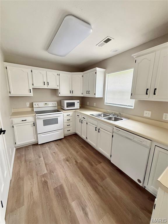 CLINTON HILLS - Residential Lease