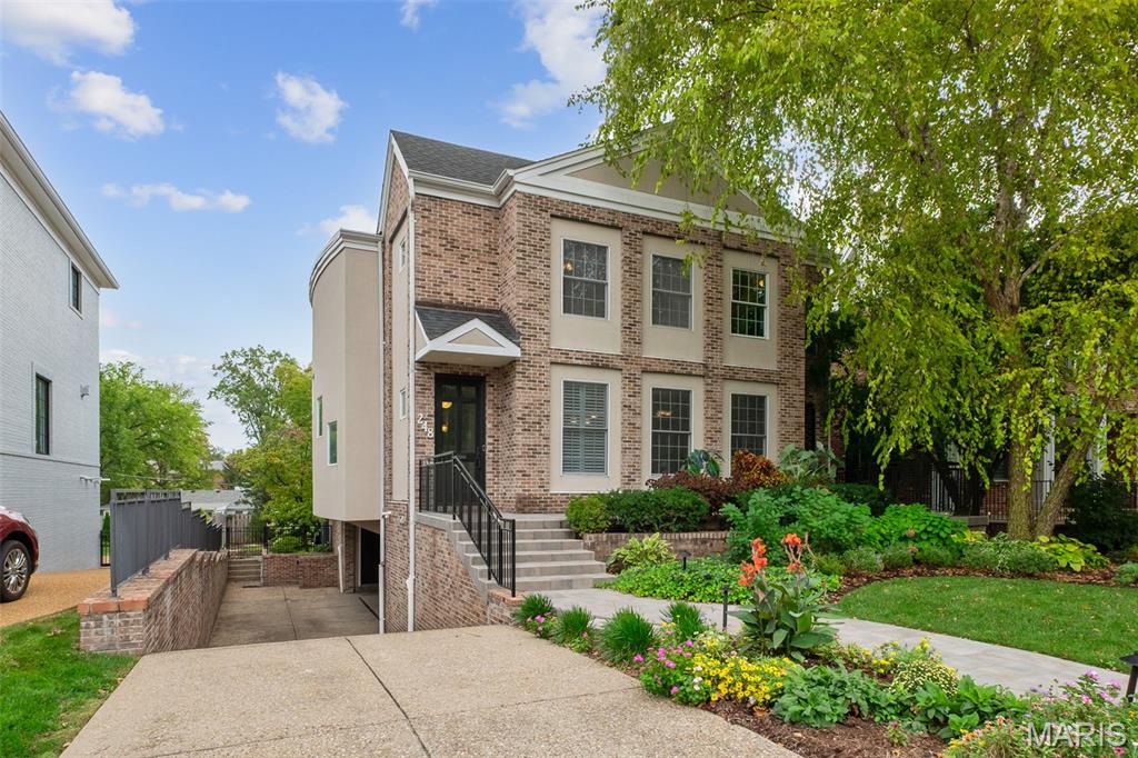 Clayton Gardens 4 - Residential