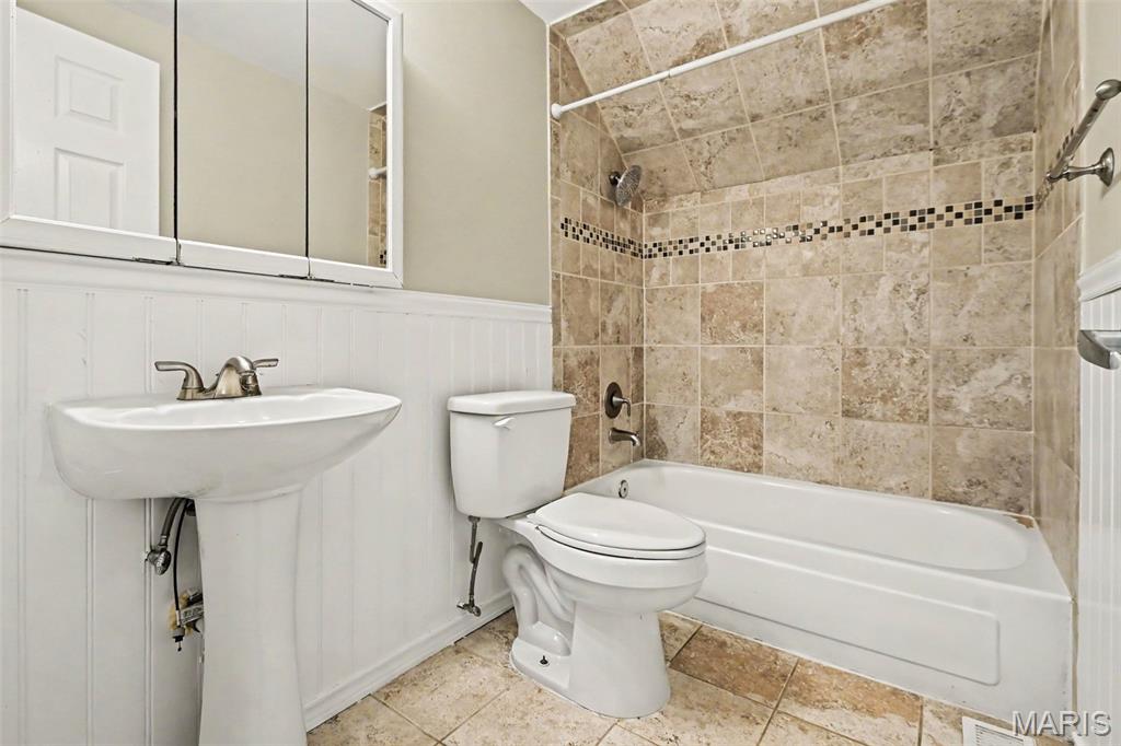 Whitney Chase North - Residential