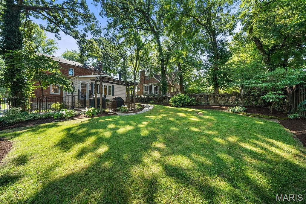 Dickson Place - Residential