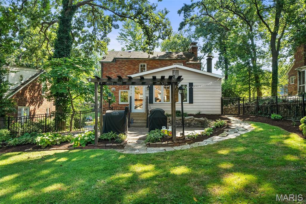 Dickson Place - Residential