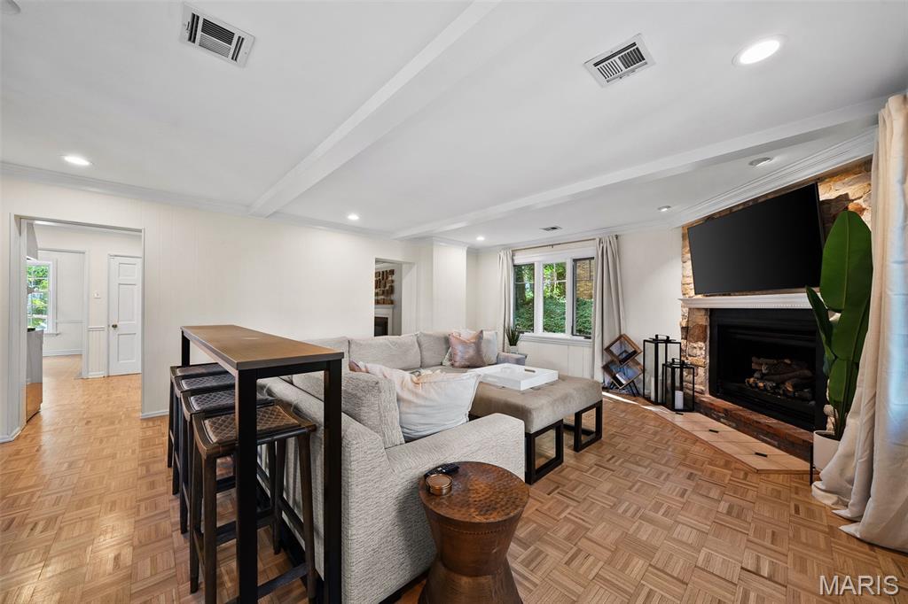 Dickson Place - Residential