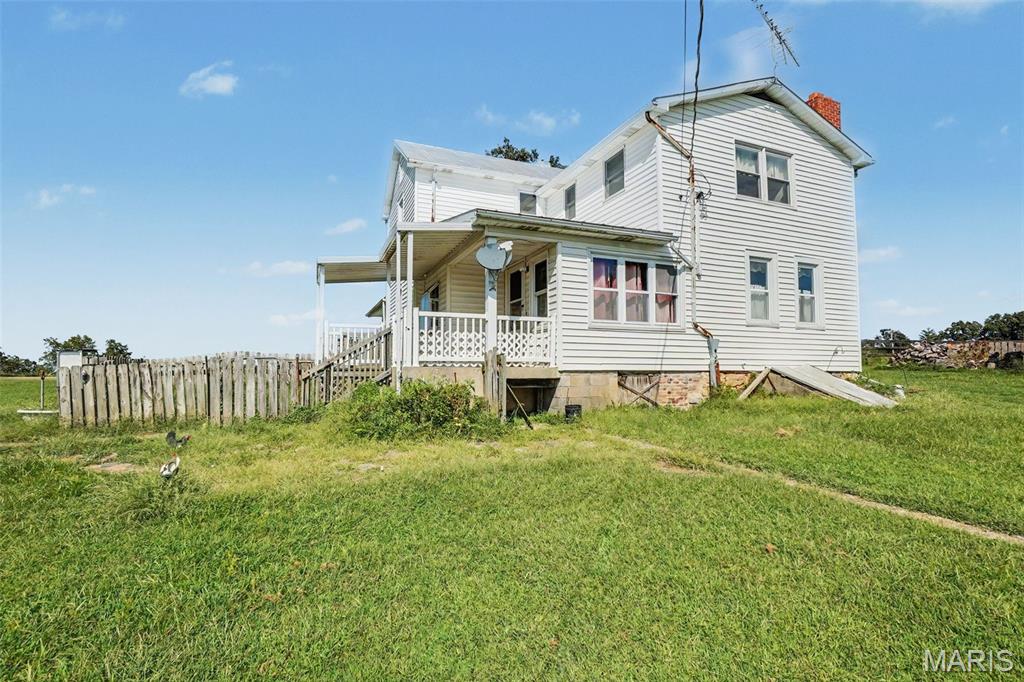 NEW HAVEN - Farm