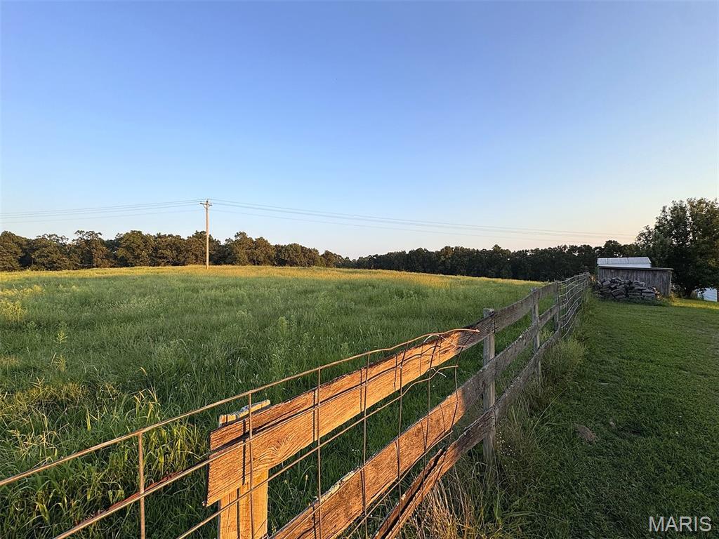 NEW HAVEN - Farm
