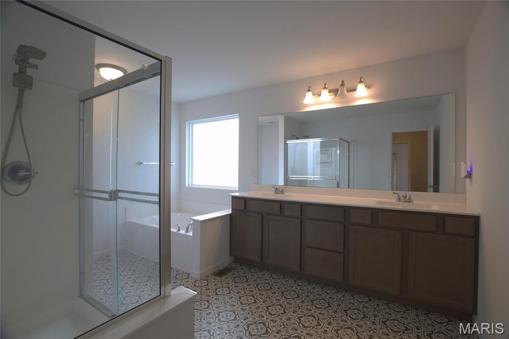 Carlton Glen Estate #4 - Residential