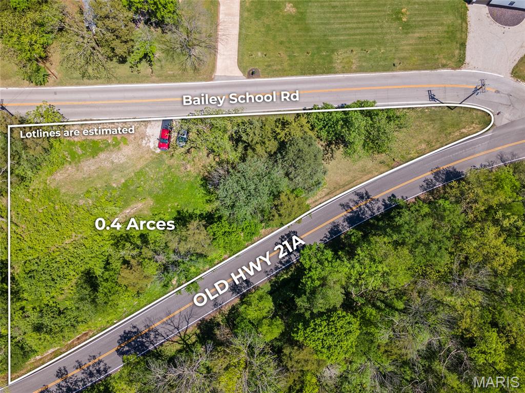 Versatile nearly 0.5-acre lot in unincorporated Jefferson County—offering flexibility, some utilities, and build-ready potential. This uniquely shaped triangular parcel features electric and a well on-site, providing a valuable head start for development.
Located in unincorporated Jefferson County, this lot offers fewer restrictions and greater flexibility compared to many in-town properties—giving buyers more freedom in how they choose to build and use the land.
Whether you’re ready to build now or planning for the future, this property offers a rare combination of utility access, usable terrain, and flexibility—ideal for a guest home, shop, or investment opportunity.
Survey available for confirmation of lot lines and easements. 
Architectural building plans for a 2-story home are also available for purchase if desired.