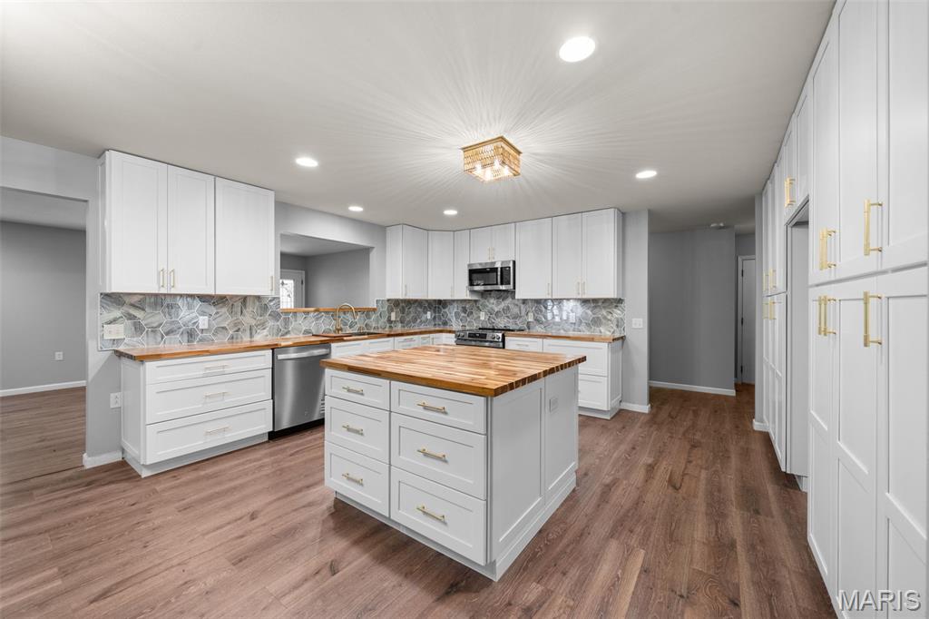 Bushy Prairie Estates - Residential