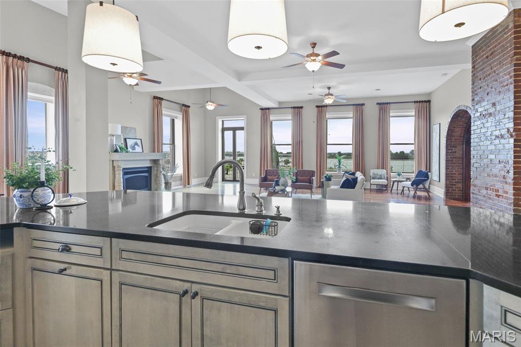 Amended Mississippi Luxury - Residential