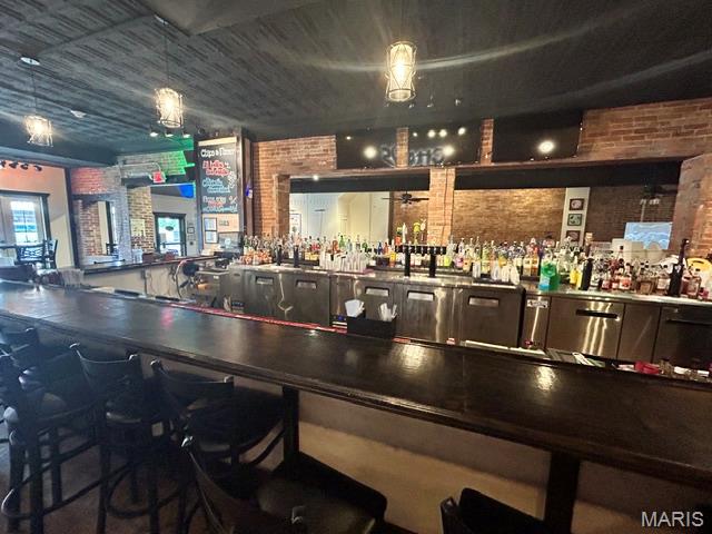 Belleville - Commercial Sale