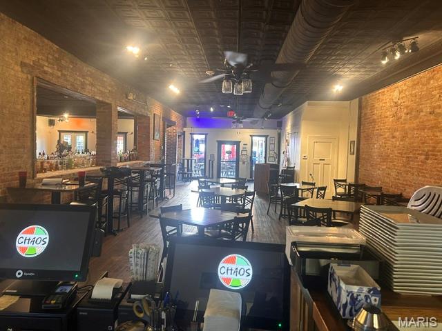 Belleville - Commercial Sale