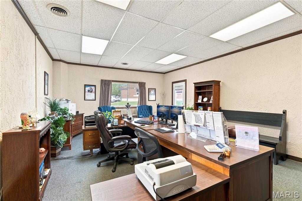 Eastern Add - Commercial Sale