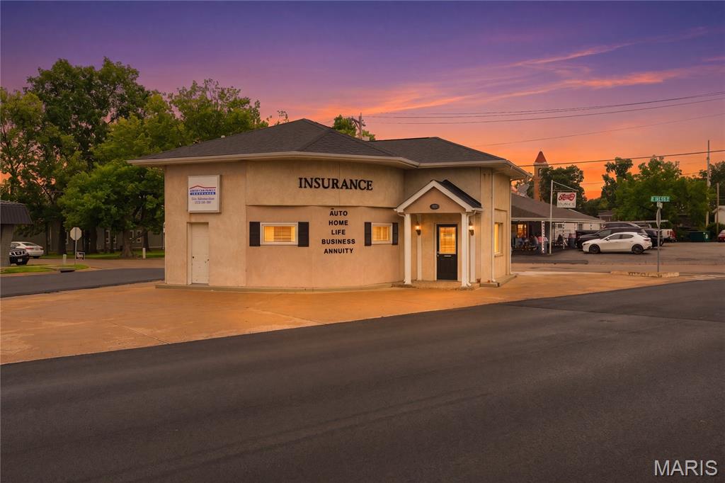 Eastern Add - Commercial Sale