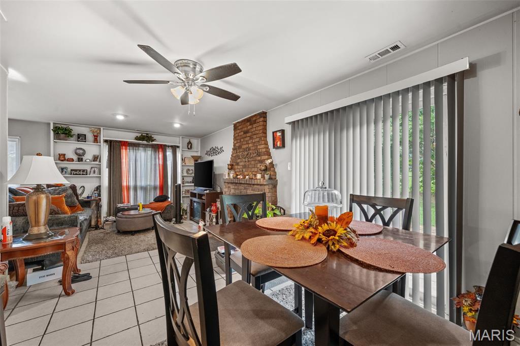 Coach Light Village 2 - Residential