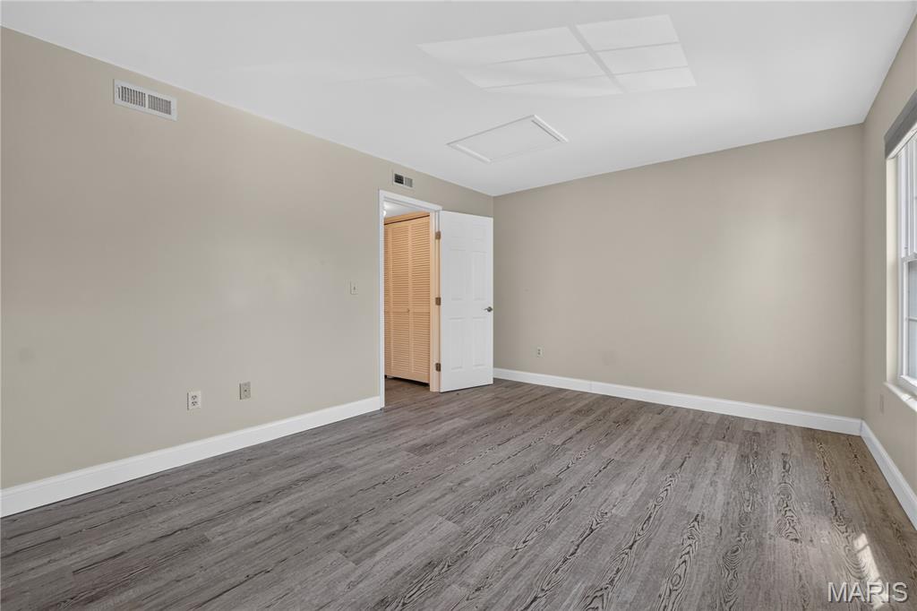 Stone Ridge Estate Condos - Residential