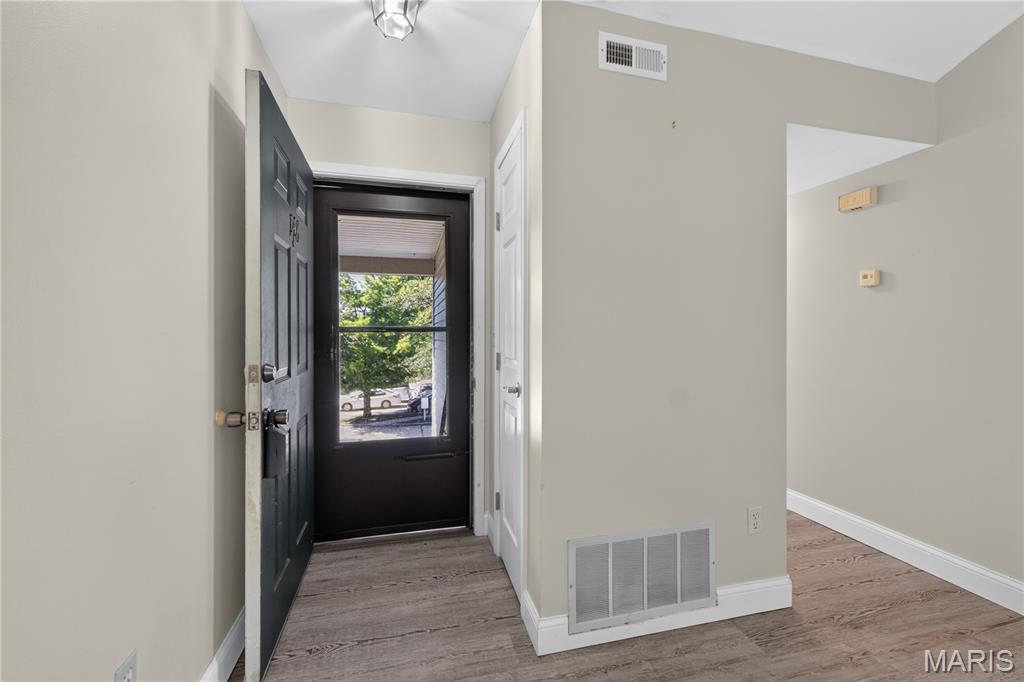 Stone Ridge Estate Condos - Residential