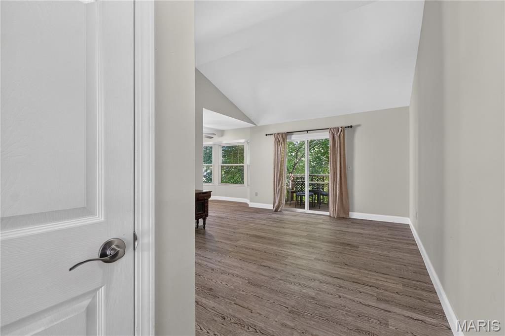 Stone Ridge Estate Condos - Residential