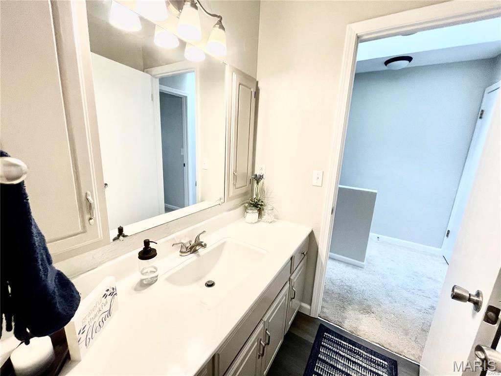 West Wood Condo 01 - Residential Lease
