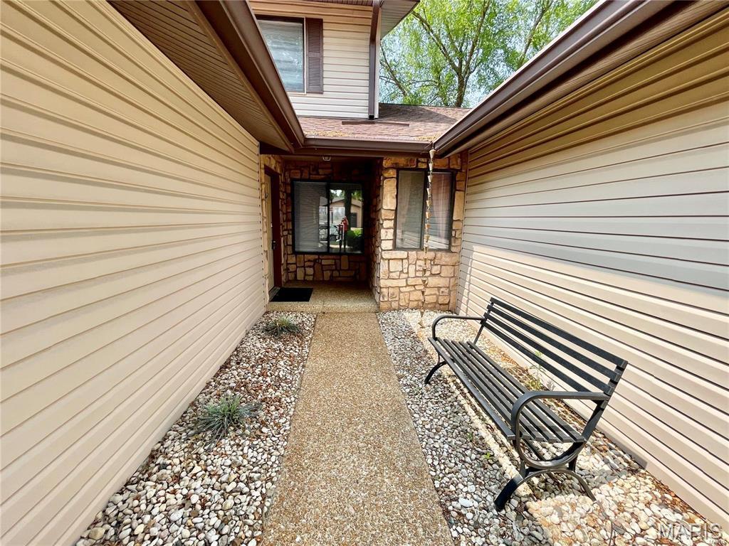 West Wood Condo 01 - Residential Lease