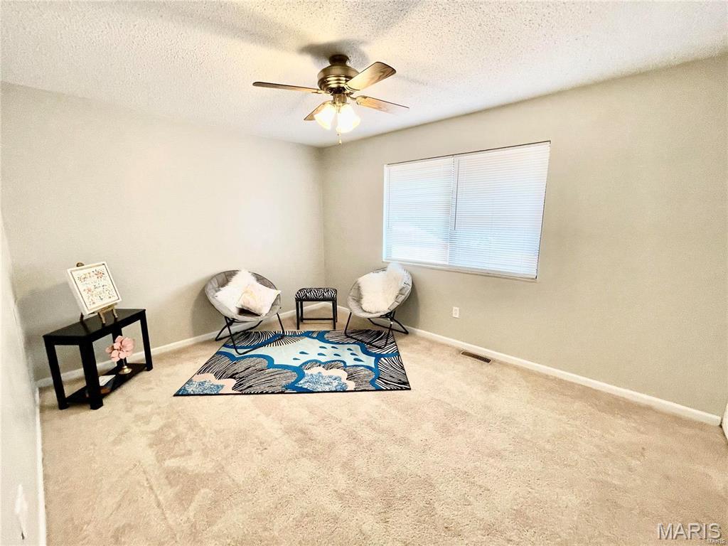 West Wood Condo 01 - Residential Lease
