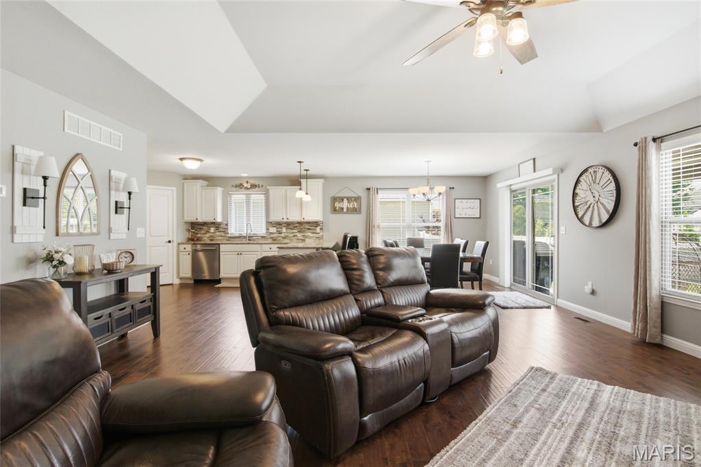 Meridian Oaks - Residential