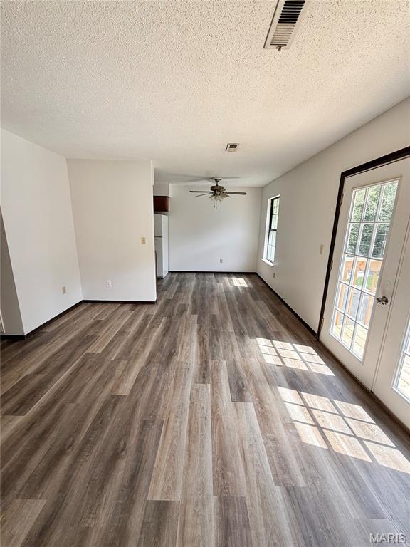 NOT IN A SUBDIVISION - Residential Lease