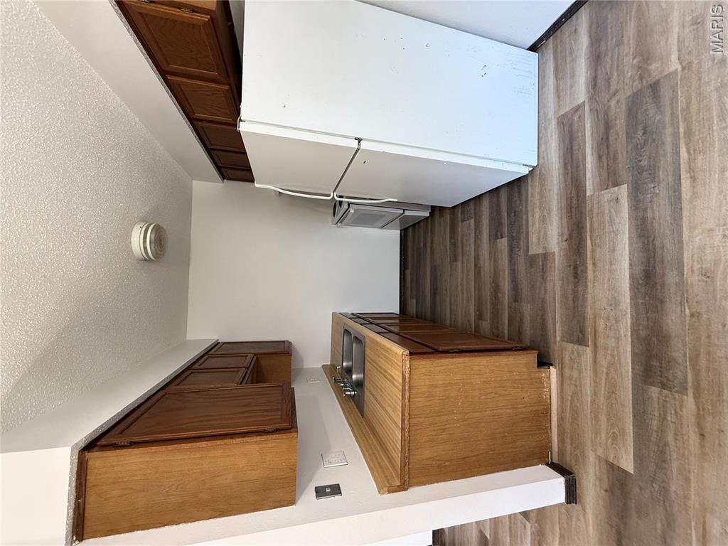 NOT IN A SUBDIVISION - Residential Lease