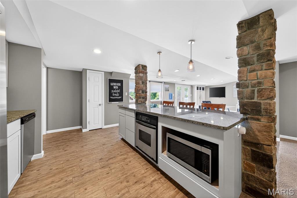 Fischer Pointe Estates - Residential