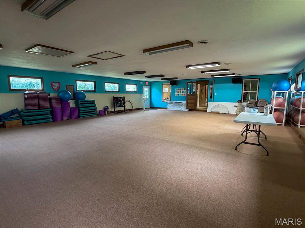 Lakeside - Commercial Sale