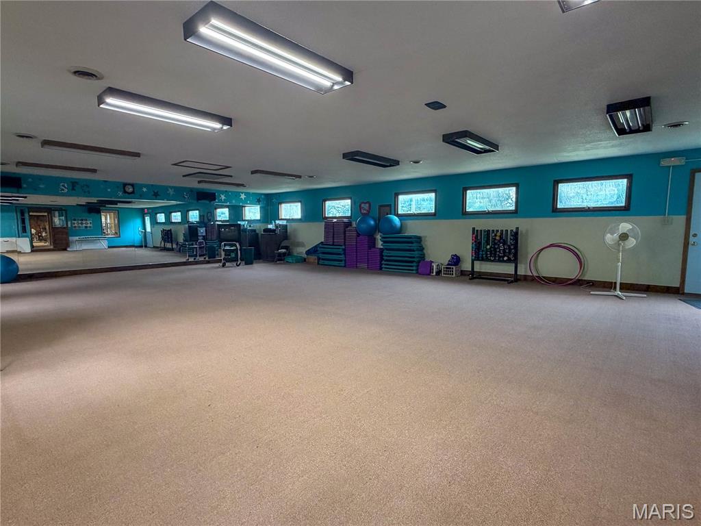 Lakeside - Commercial Sale