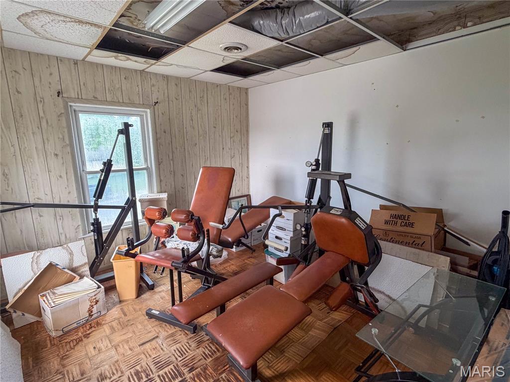 Lakeside - Commercial Sale