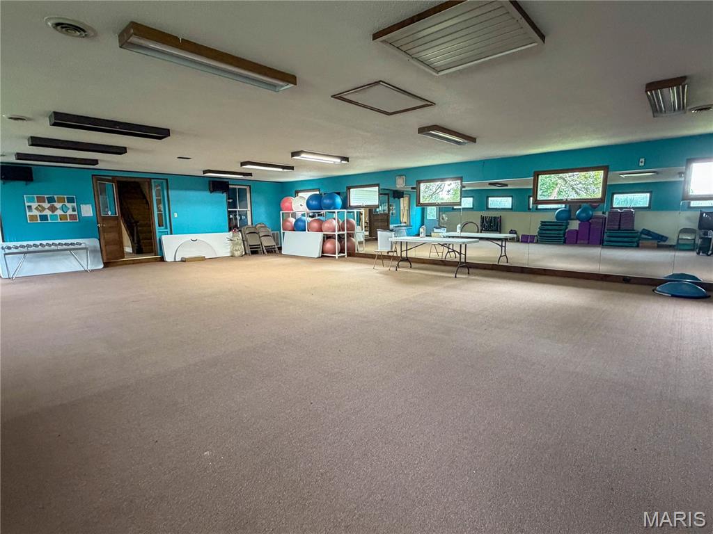 Lakeside - Commercial Sale