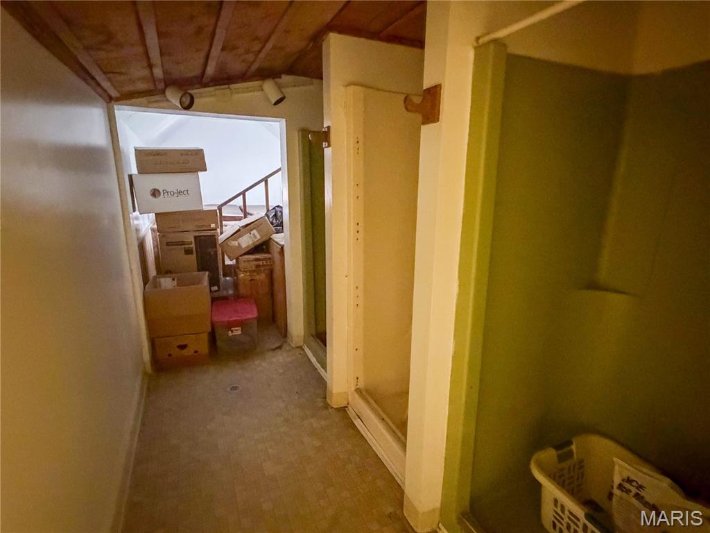 Lakeside - Commercial Sale