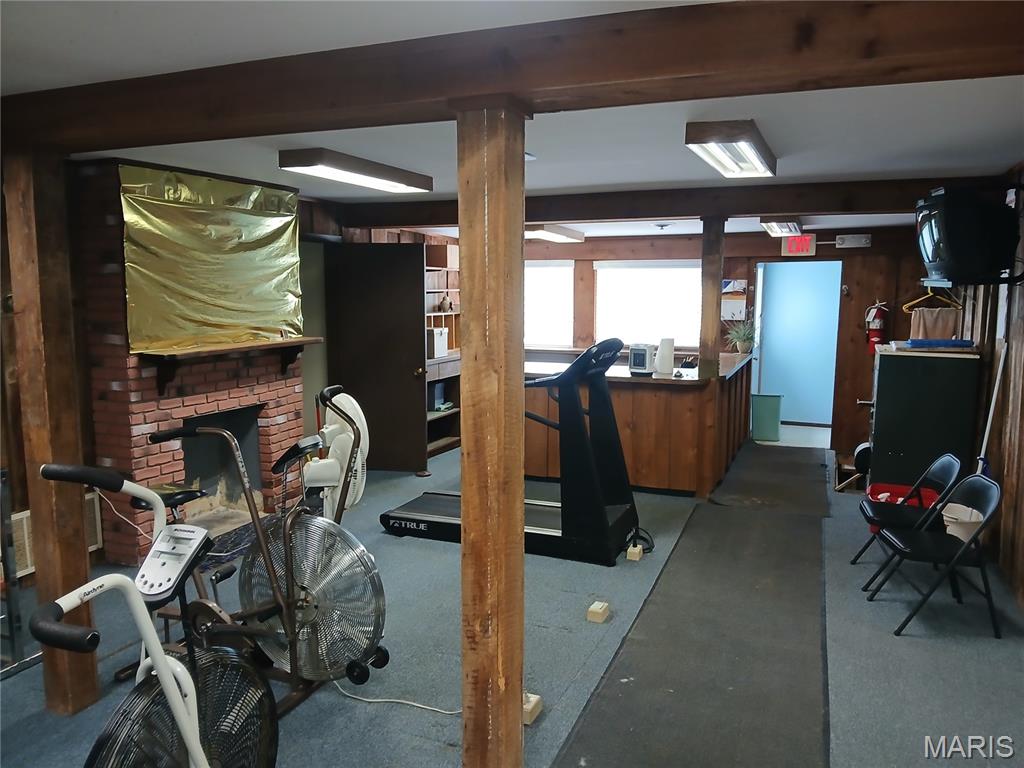 Lakeside - Commercial Sale